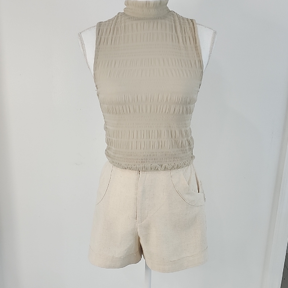 House of Harlow 1960 Cream Women's Shorts